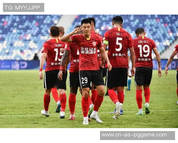 中超第28轮精彩对决恒大迎战上港全场直播盛况回顾与分析